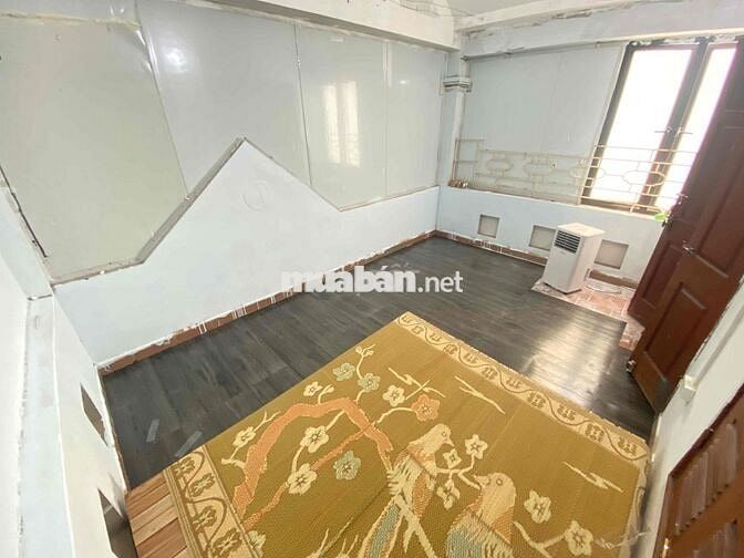 Cho thuê phòng trọ giá rẻ diện tích lên tới 22m2 quận LONG BIÊN