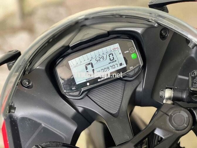 Suzuki GSX-R150 xe rất đẹp chạy lướt odo 9000km