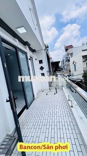 Nhà 2 Tầng Quận 7 Huỳnh Tấn Phát – Hẻm 4m, Sổ Hồng hoàn công đủ