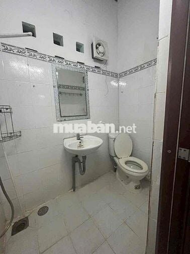 HXH 3pn2wc kèm 1máy lạnh hẻm Thống Nhất P10