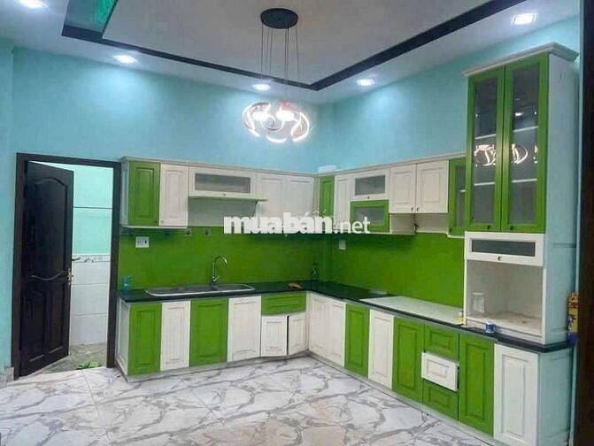 Hương Lộ 2 ,DT: 4x20m ,Nhà 2,5 Tấm ,3PN ,4WC.