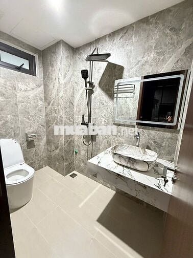 9.28 TỶ-34M2-6 TẦNG THANG MÁY-NGÕ THOÁNG-GẦN PHỐ-TRẦN KHÁT CHÂN-LÒ ĐÚC