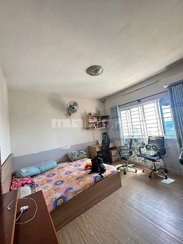 Chung cư An Lộc, Nguyễn Oanh, P17, GV: 3p ngủ, 2wc, 100m2, 9tr/th
