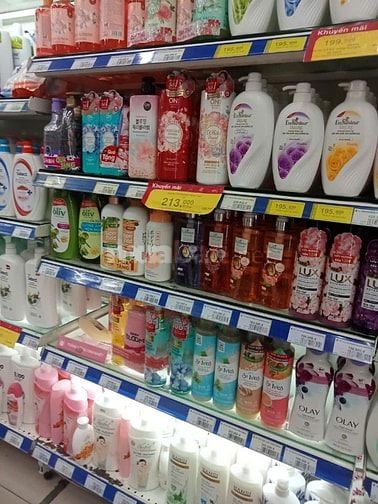 Bên em cần 2 nhân viên bán hàng làm việc tại Cửa Hàng Gia Dụng