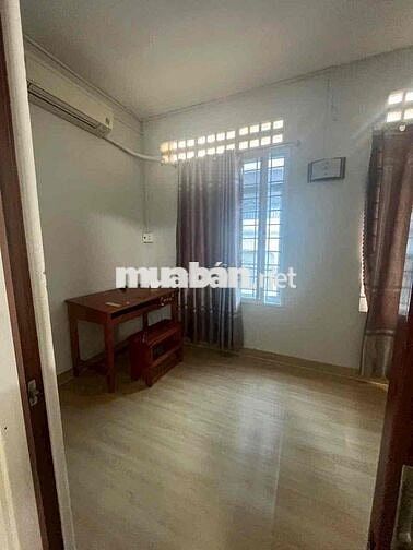HXH 3pn2wc kèm 1máy lạnh hẻm Thống Nhất P10