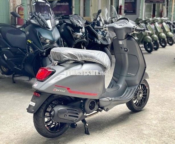 Vespa Sprint S150 Grey Titanio mới