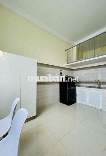CHO THUÊ CĂN HỘ CÓ GÁC FULL NỘI THẤT NGAY GẦN CÔNG VIÊN LÀNG HOA