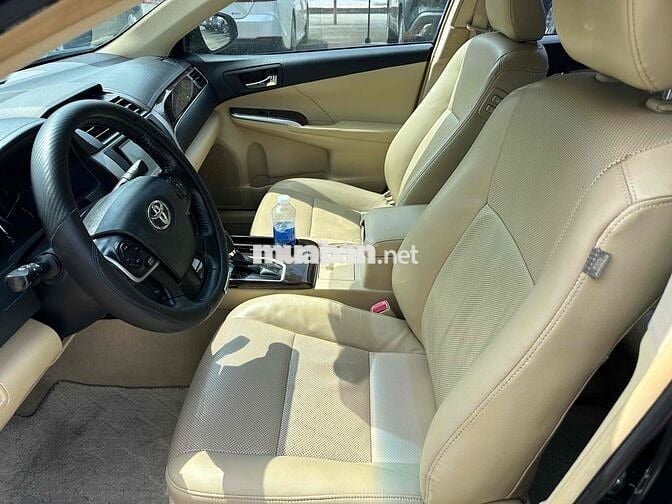 Toyota Camry 2017 2.0E - 5c tự động BH HÃNG