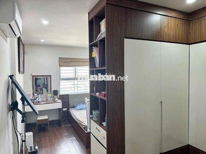 ✨ Bán căn hộ CT1 Thạch Bàn – 2PN full nội thất, giá hơn 4 tỷ
