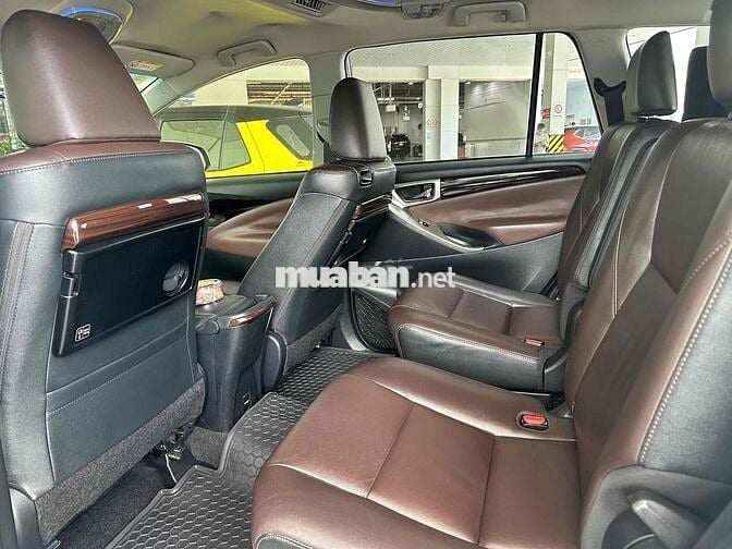 Toyota Innova 2021 2.0V - 7 ghế Tự động V BH HÃNG