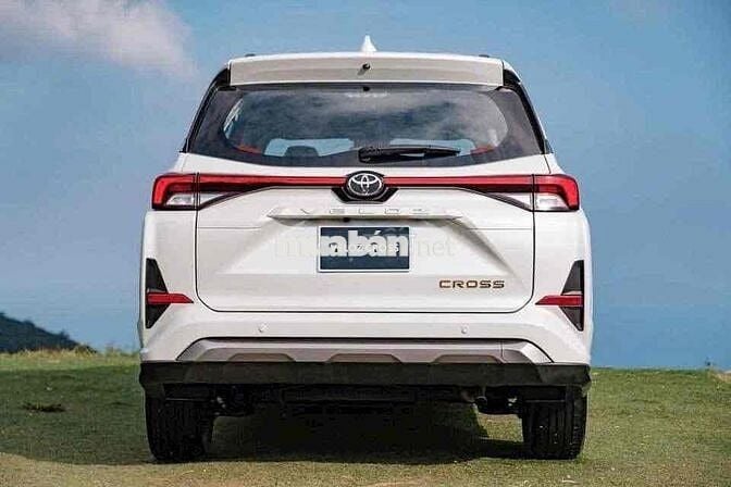 Toyota Veloz Cross 2025