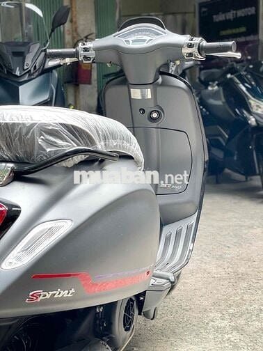 Vespa Sprint S150 Grey Titanio mới