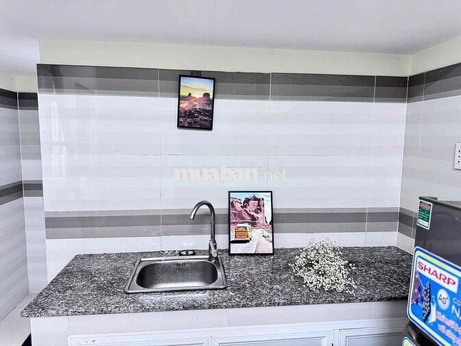 CHO THUÊ CĂN HỘ CÓ GÁC FULL NỘI THẤT NGAY GẦN CÔNG VIÊN LÀNG HOA