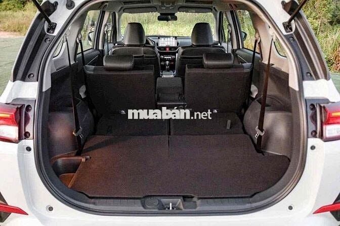 Toyota Veloz Cross 2025
