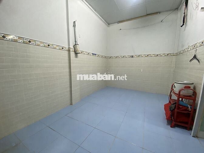 Cho Nữ thuê phòng trống nằm trên chung cư