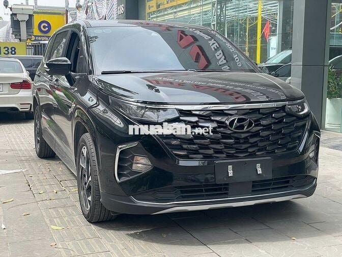 Hyundai Custin 2023 2.0 Cao cấp Màu Đen - 22200 km