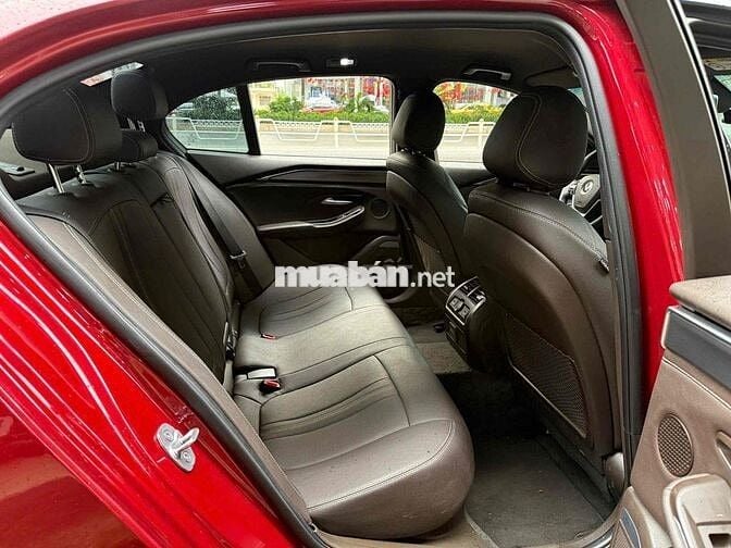 VinFast Lux A2.0 2021 2.0 AT - 50000 km