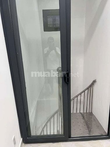 Cho thuê nhà 2 mặt tiền Lý Thường Kiệt, P14, Q10, ngay ngã 4 đường3/2 