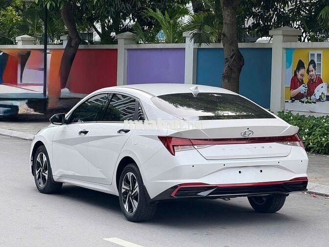 Elantra 1.6 sx 2022 model 23 đặc biệt