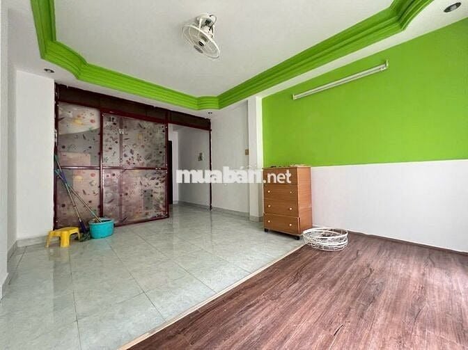 Bán nhà ngay chợ Phú Nhuận, 5 PN, 3WC 4 tầng 7,5 tỷ TL