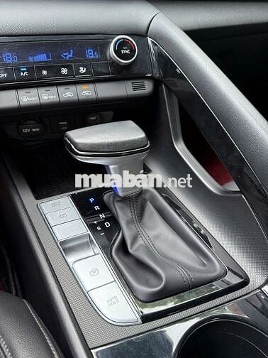 Elantra 1.6 sx 2022 model 23 đặc biệt