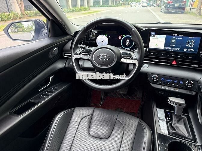 Elantra 1.6 sx 2022 model 23 đặc biệt