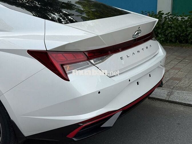 Elantra 1.6 sx 2022 model 23 đặc biệt