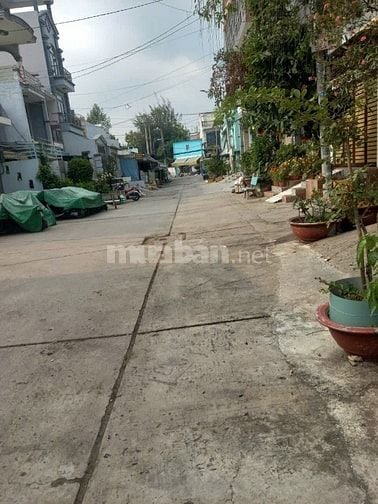 Cho thuê kho 2 mặt tiền đường 12m Nguyễn Quý Yêm, An Lạc, Bình Tân