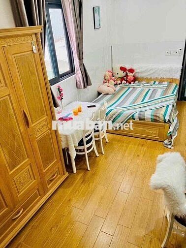 Cho thuê căn hộ Studio Cửa sổ thoáng mát tại Q4 – Full nội thất