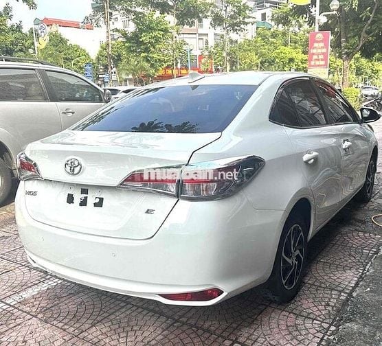 Toyota Vios 2022 E CVT - 60000 km