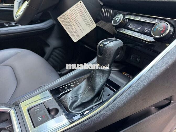 Yaris cross 2024