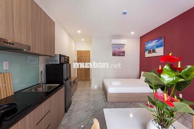 CĂN HỘ 32m2 full nội thất, ban công, thang máy tại Phú Nhuận, giáp Q3