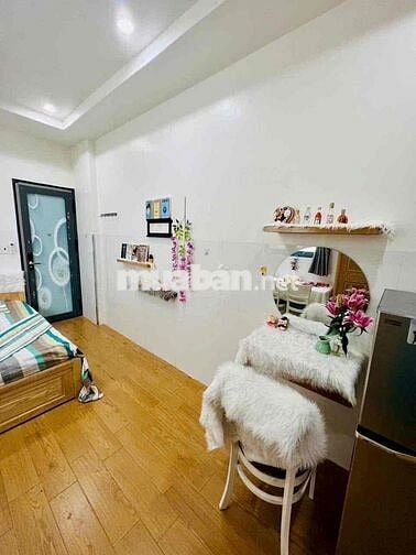 Cho thuê căn hộ Studio Cửa sổ thoáng mát tại Q4 – Full nội thất