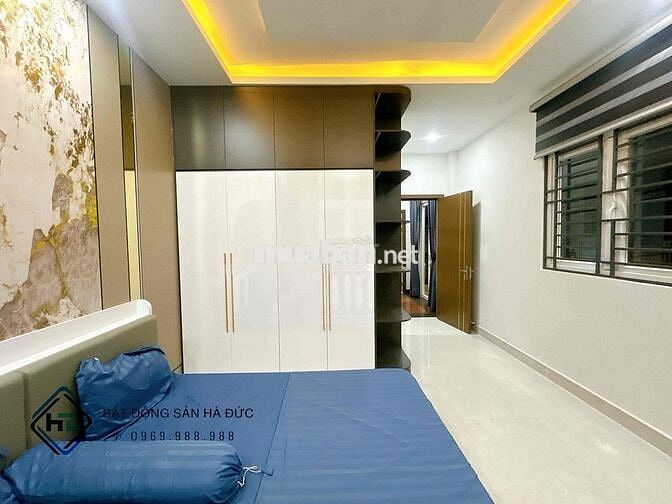 BÁN THU VỐN: Nhà 3 lầu 4x25 mặt tiền TA13 tặng full nội thất cao cấp