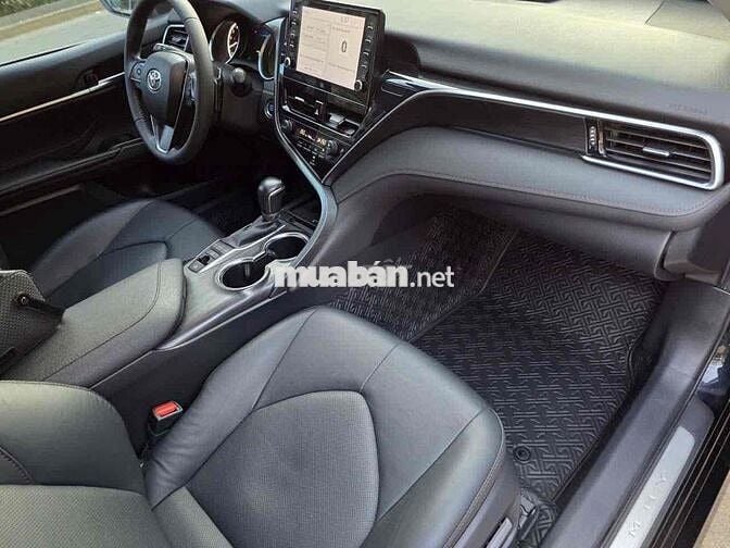 Toyota Camry 2022 2.5 Q - 52000 km