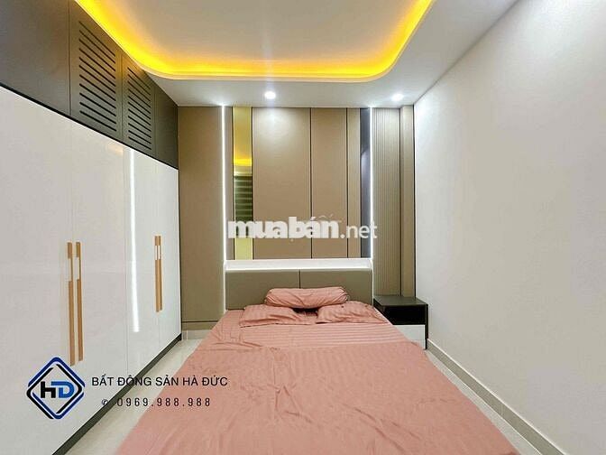BÁN THU VỐN: Nhà 3 lầu 4x25 mặt tiền TA13 tặng full nội thất cao cấp