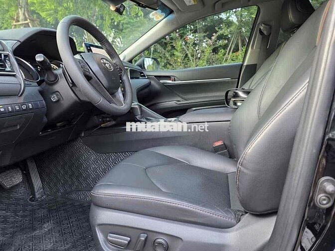 Toyota Camry 2022 2.5 Q - 52000 km