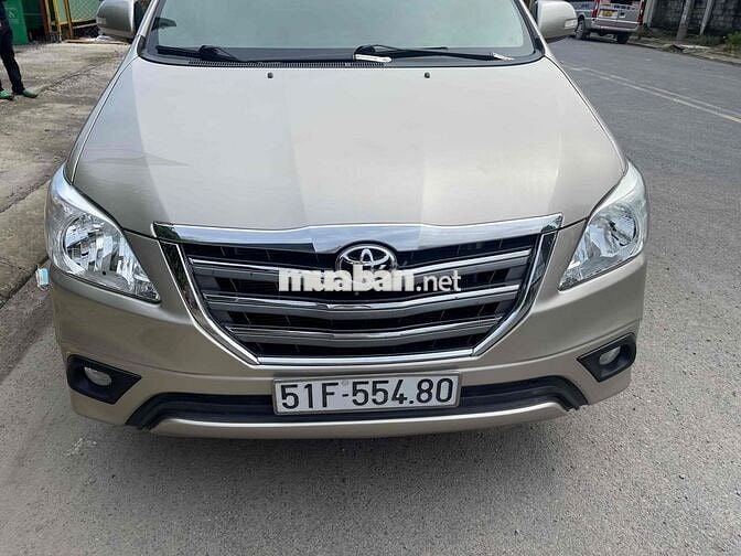 Toyota Innova 2015 2.0G - 115000 km