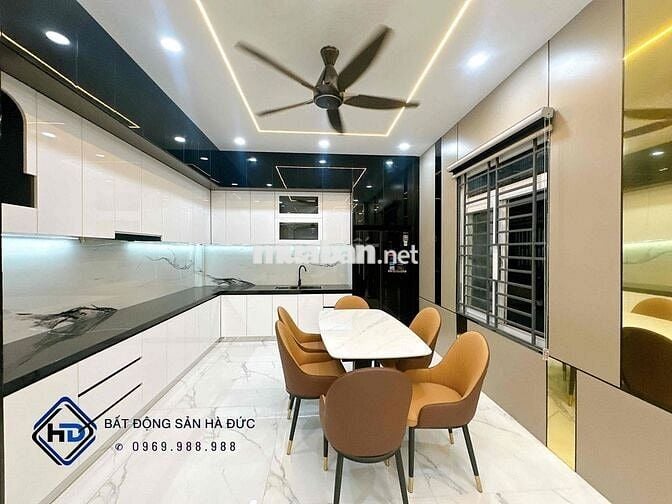 BÁN THU VỐN: Nhà 3 lầu 4x25 mặt tiền TA13 tặng full nội thất cao cấp