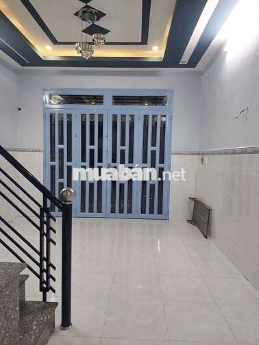 👉🏻Dt 4m x 9m ,
👉🏻Kc 1 trệt 1 lầu, 2pn, 2wc
👉🏻Nhà đã sơn mới lại