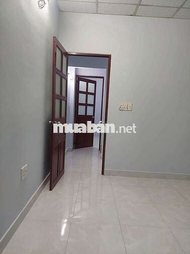 👉🏻Dt 4m x 9m ,
👉🏻Kc 1 trệt 1 lầu, 2pn, 2wc
👉🏻Nhà đã sơn mới lại