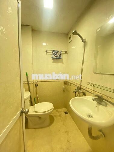 CHO THUÊ NHÀ NGUYÊN CĂN MỚI KOONG ĐỊNH CÔNG 35M 2.5 TẦNG GIÁ 7TR