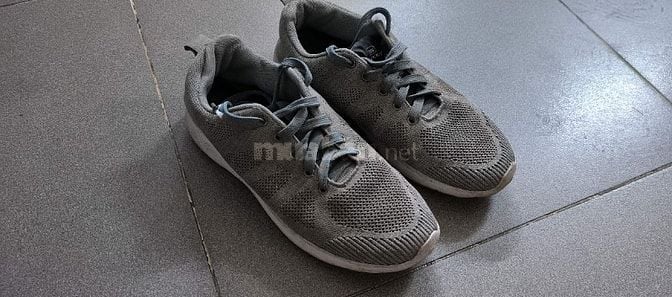 Bán + cho tặng Nike AF1 size42 