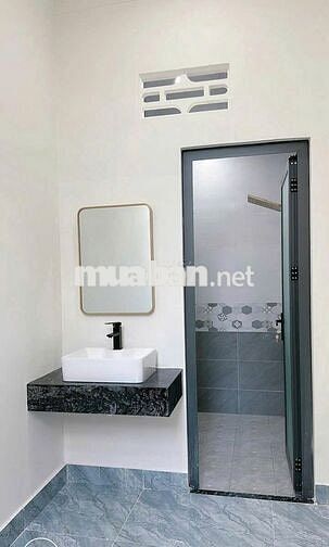 bán căn cấp 4, 2 phòng ngủ, 1wc, sổ hồng riêng thổ cư full