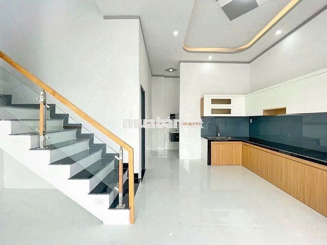 Cần bán căn biệt thự mini giá hơi ngộp, sổ hồng riêng thổ cư full