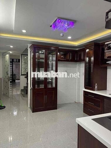 Nhà mặt kinh doanh tốt, Khu dân cư đông đúc, An ninh