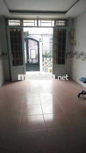 🔥🔥Nhà thuê 4PN, sẵn 2 máy lạnh, cách chợ ông Tạ 20m, CMT8, Tân Bình.