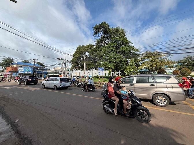 Mặt tiền DT765 ngay ngã tư Sông Ray, cách sân bay Long Thành 20km