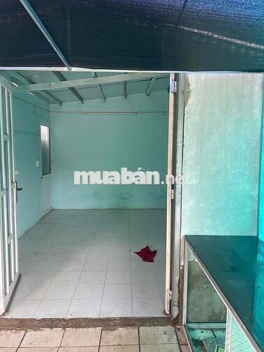 Cho thuê mặt bằng mặt tiền xe tải sát chợ đầu mối Bình Điền