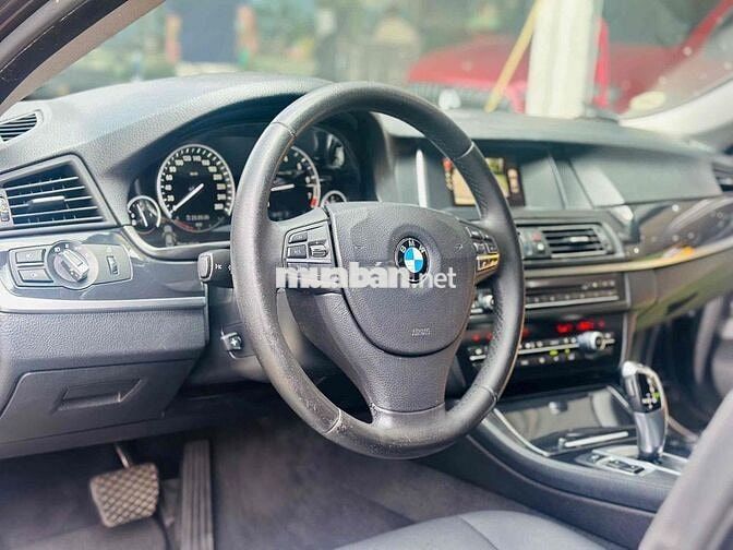 BMW 520i Model 2016